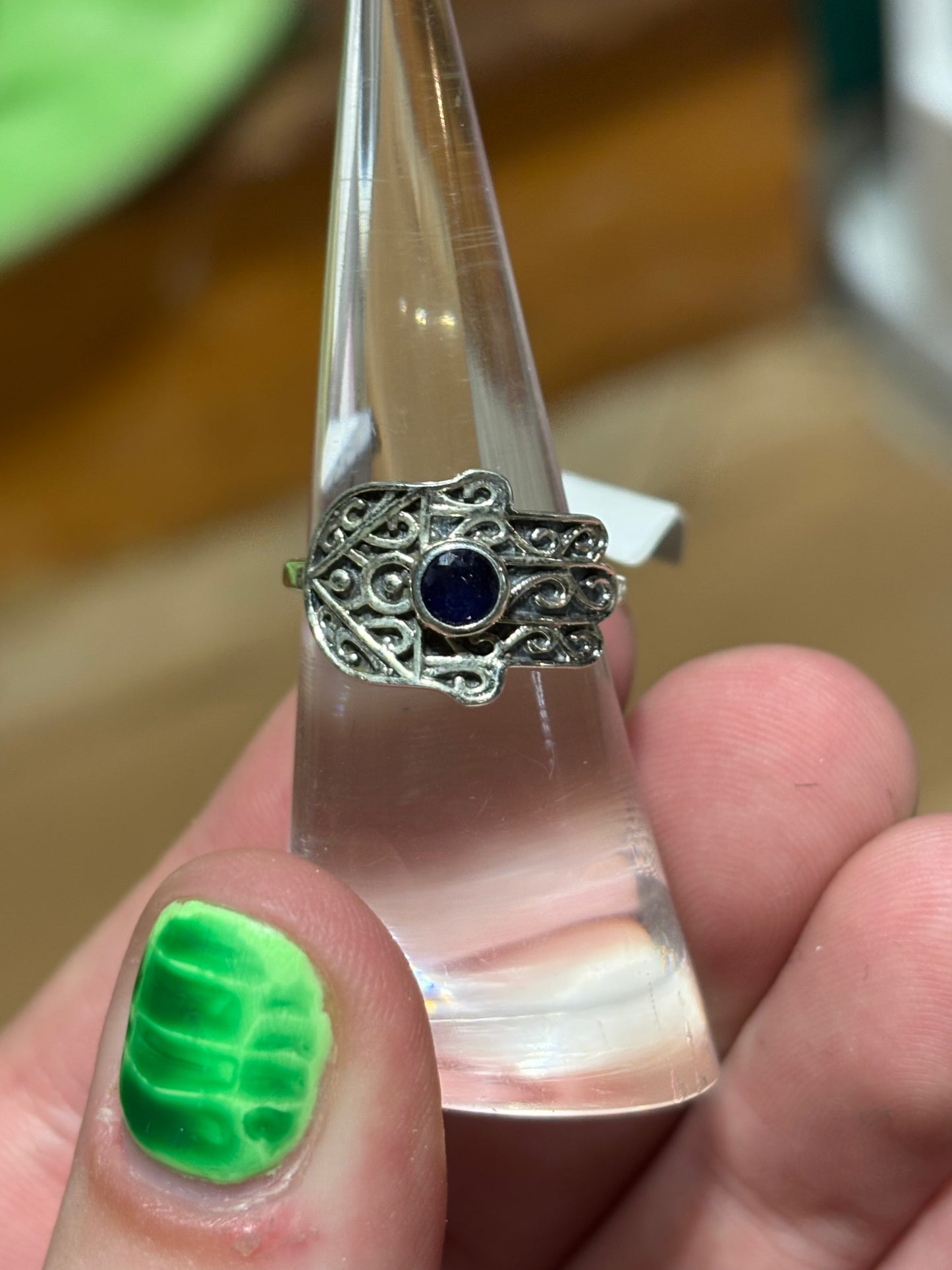 Size 6 .925 sterling silver sapphire hamsa ringđź’Ž