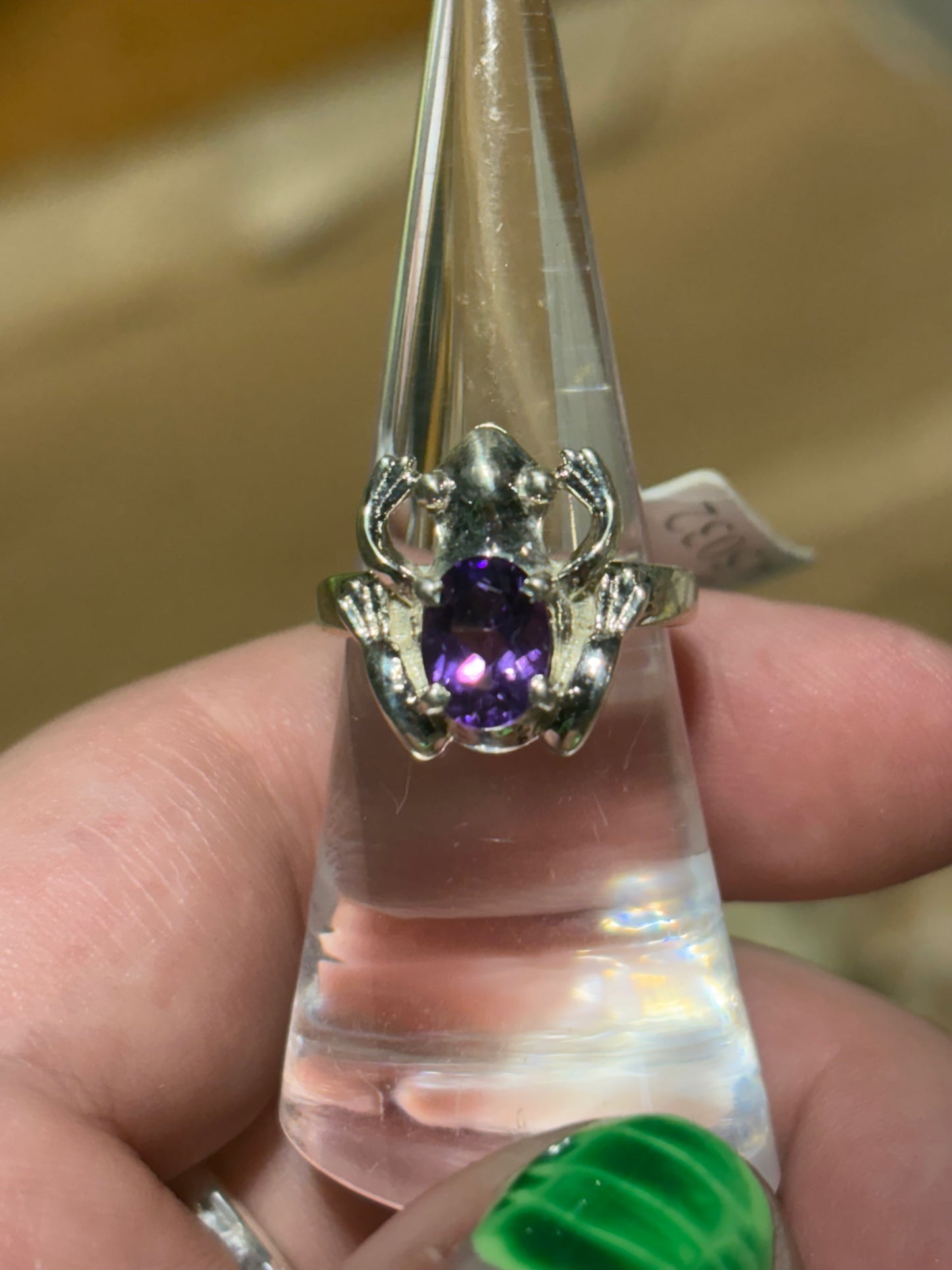 Size 6 .925 sterling silver Amythest frog ring đź’Ž
