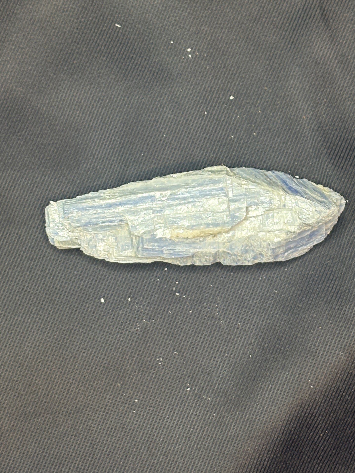 Blue kyanite raw specimenš„