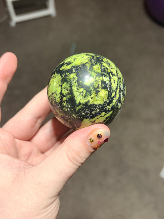Green opal sphere 🌕