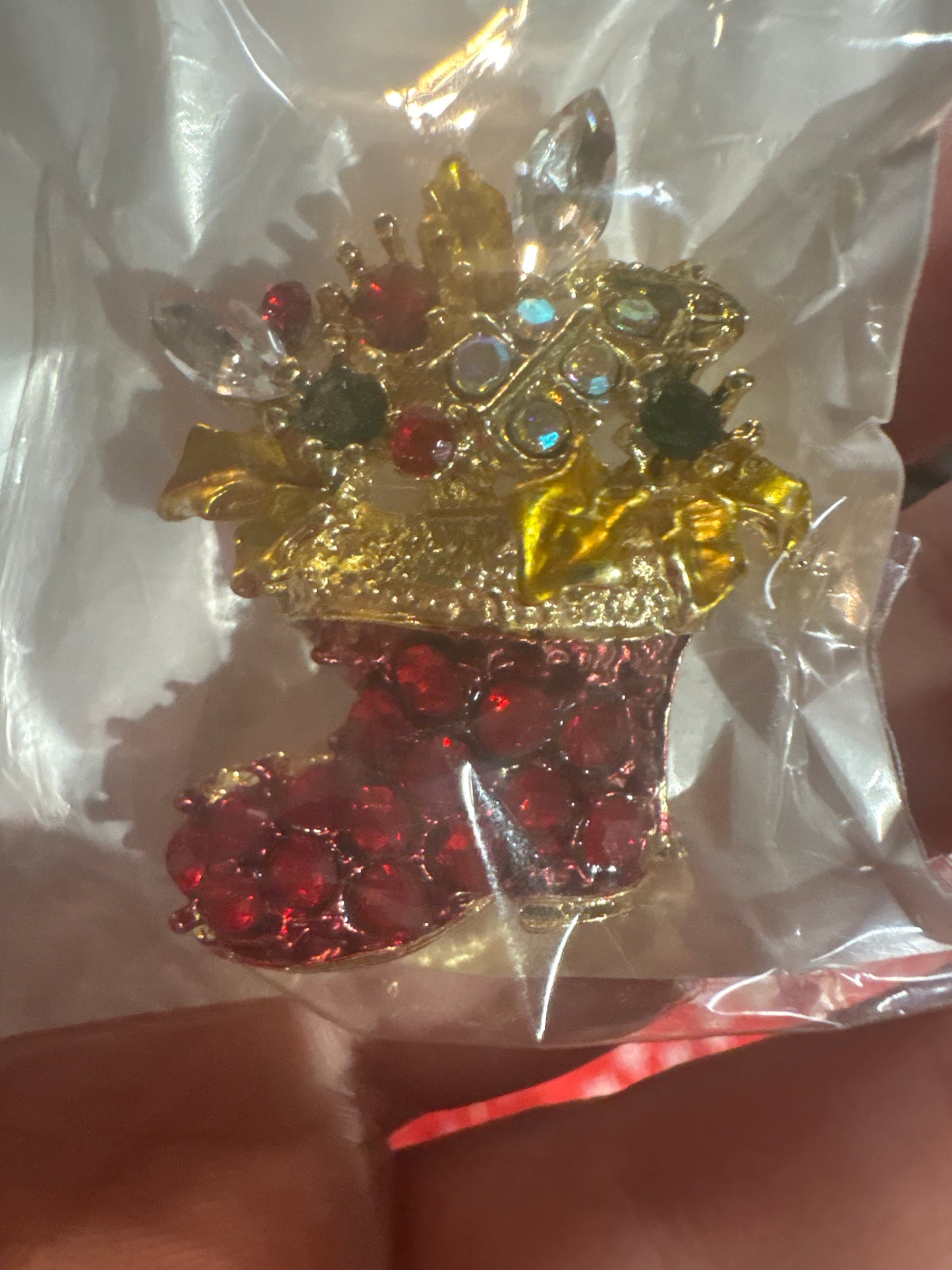 Holiday pins/broach ✨ (select your style) (Clearance)