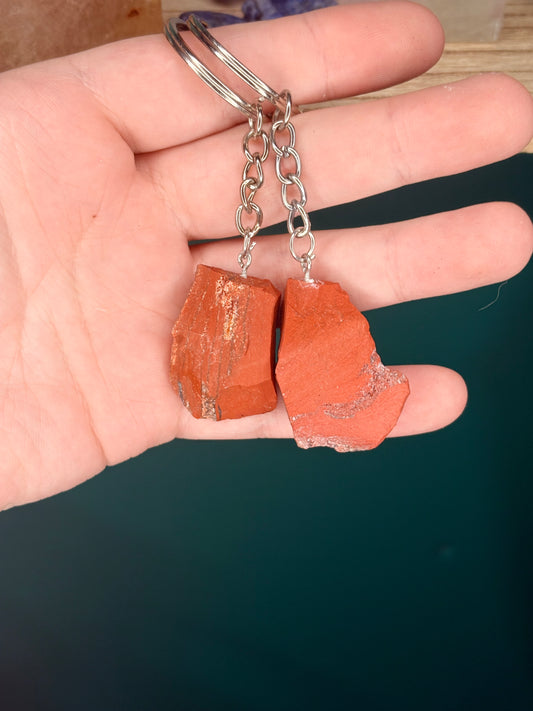 Raw crystal keychain🌕 (select your stone)