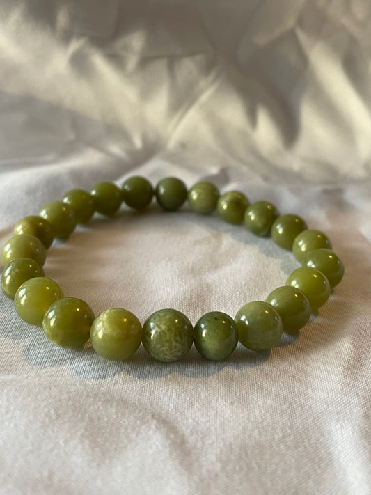 Green berma jade bracelet
