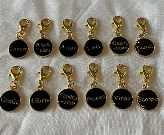 Black zodiac charm 🌌