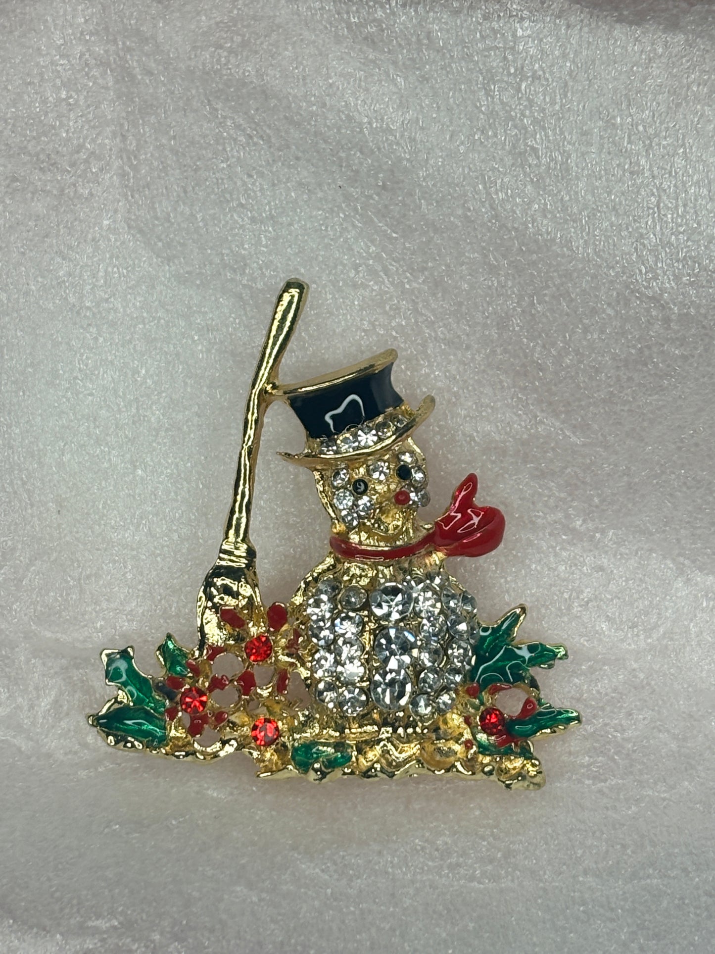 Holiday pins/broach ✨ (select your style) (Clearance)