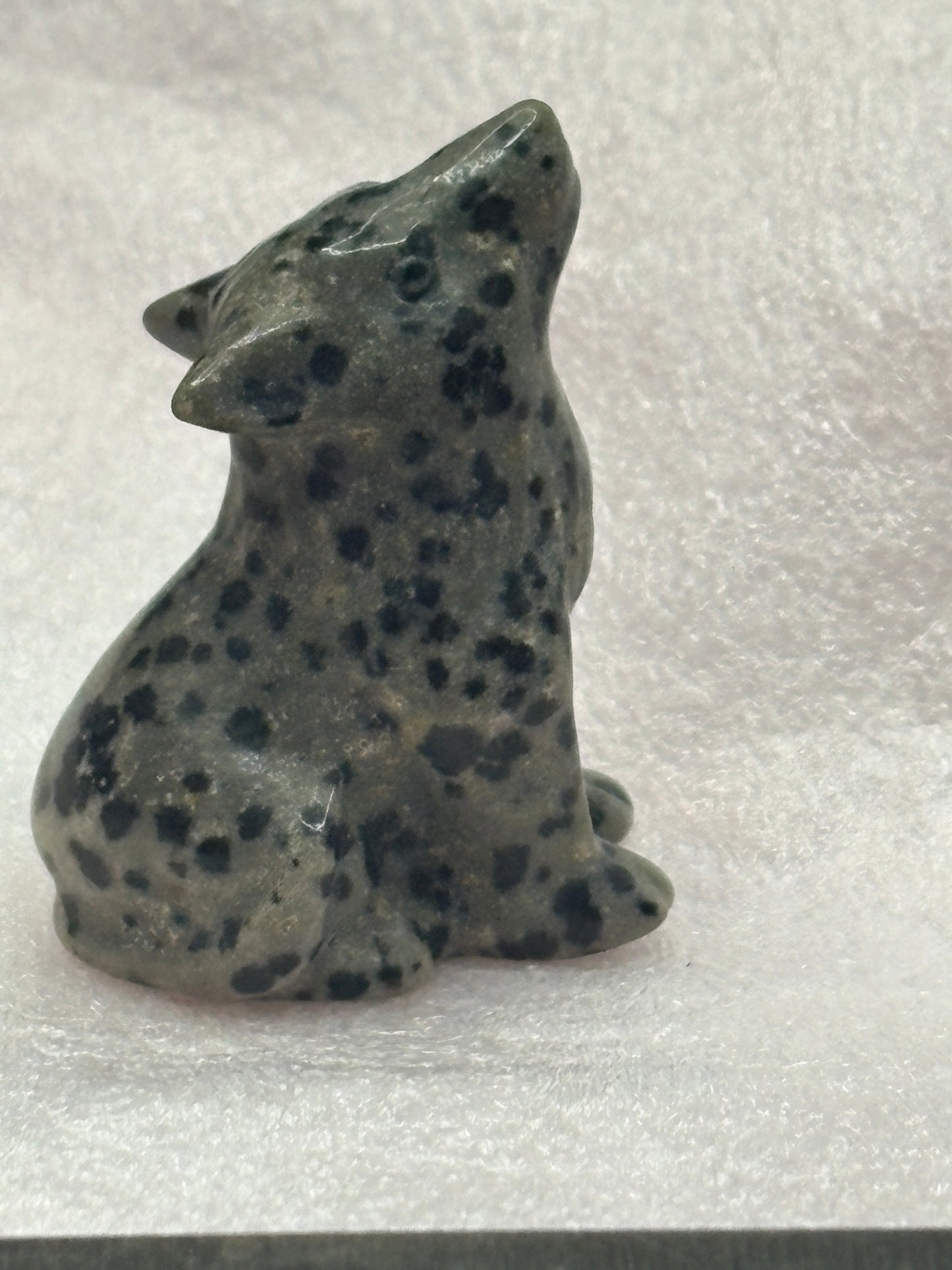 Wolf crystal carving ✨(select your stone) (clearance)