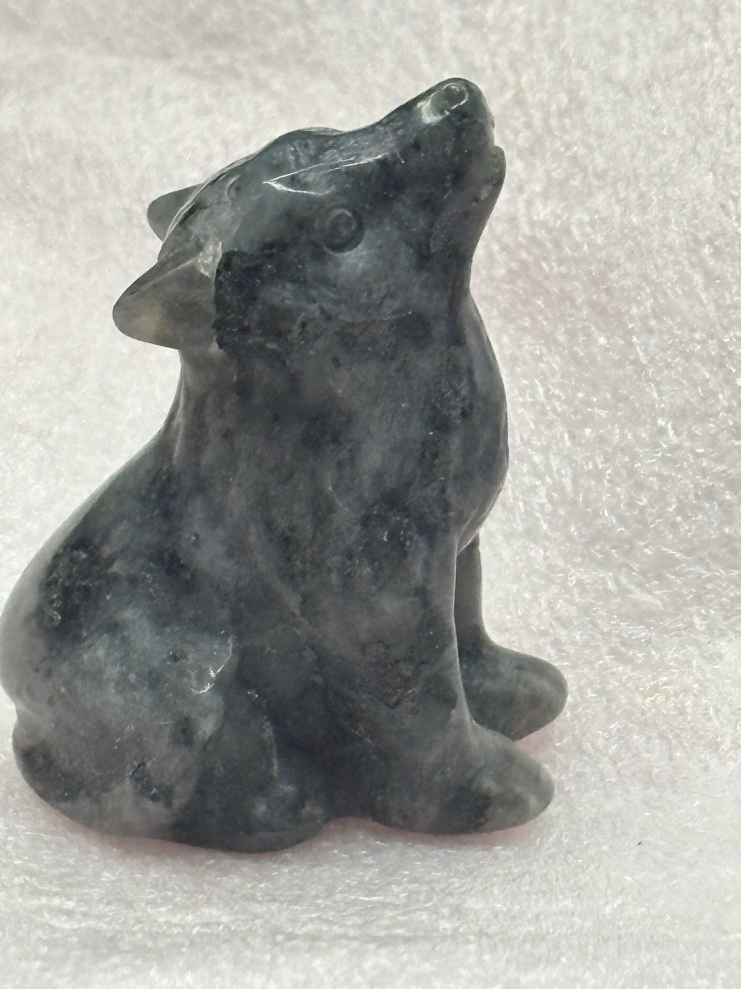 Wolf crystal carving ✨(select your stone) (clearance)