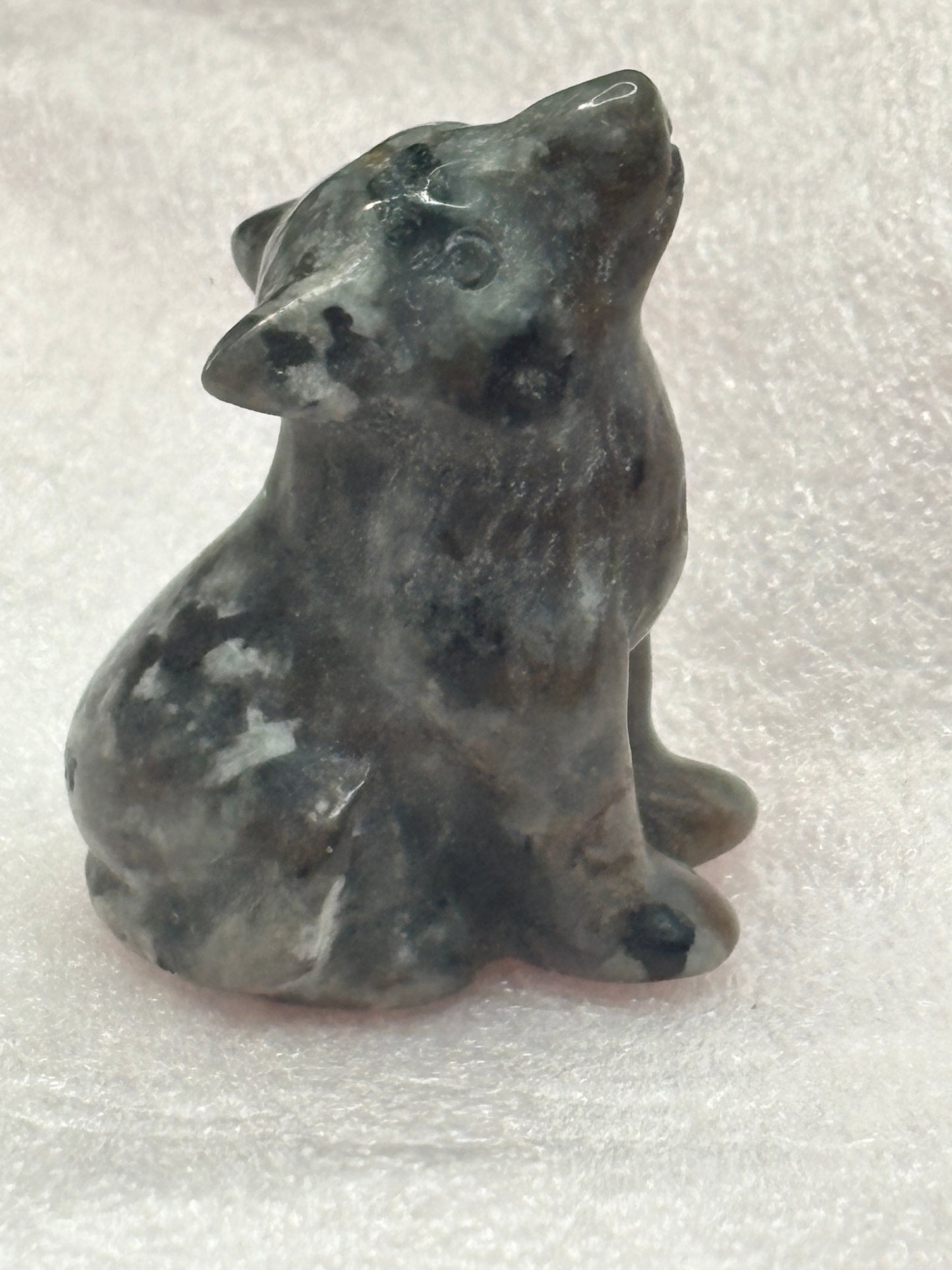 Wolf crystal carving ✨(select your stone) (clearance)