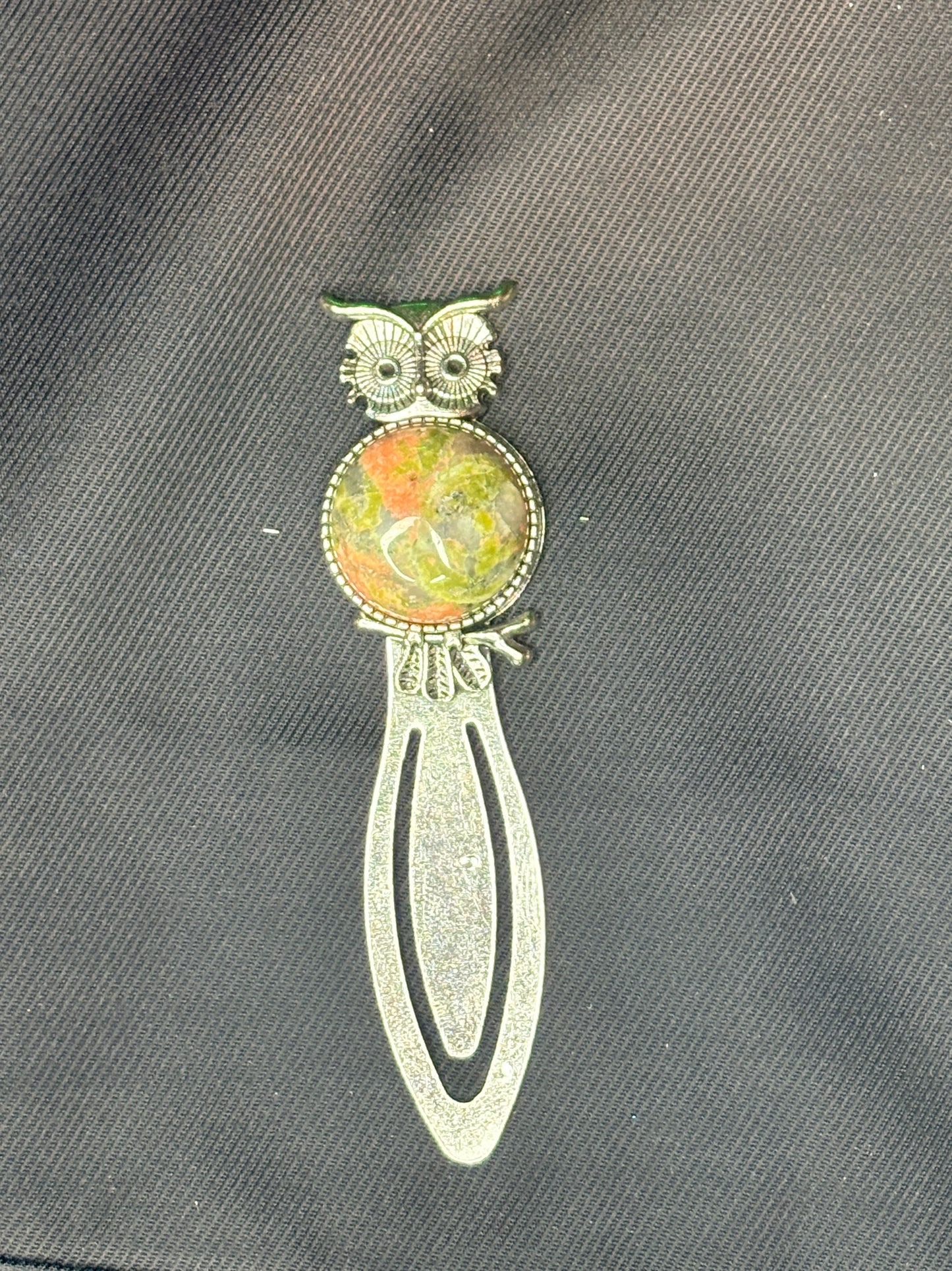 Owl crystal bookmark (select your stone)🥂