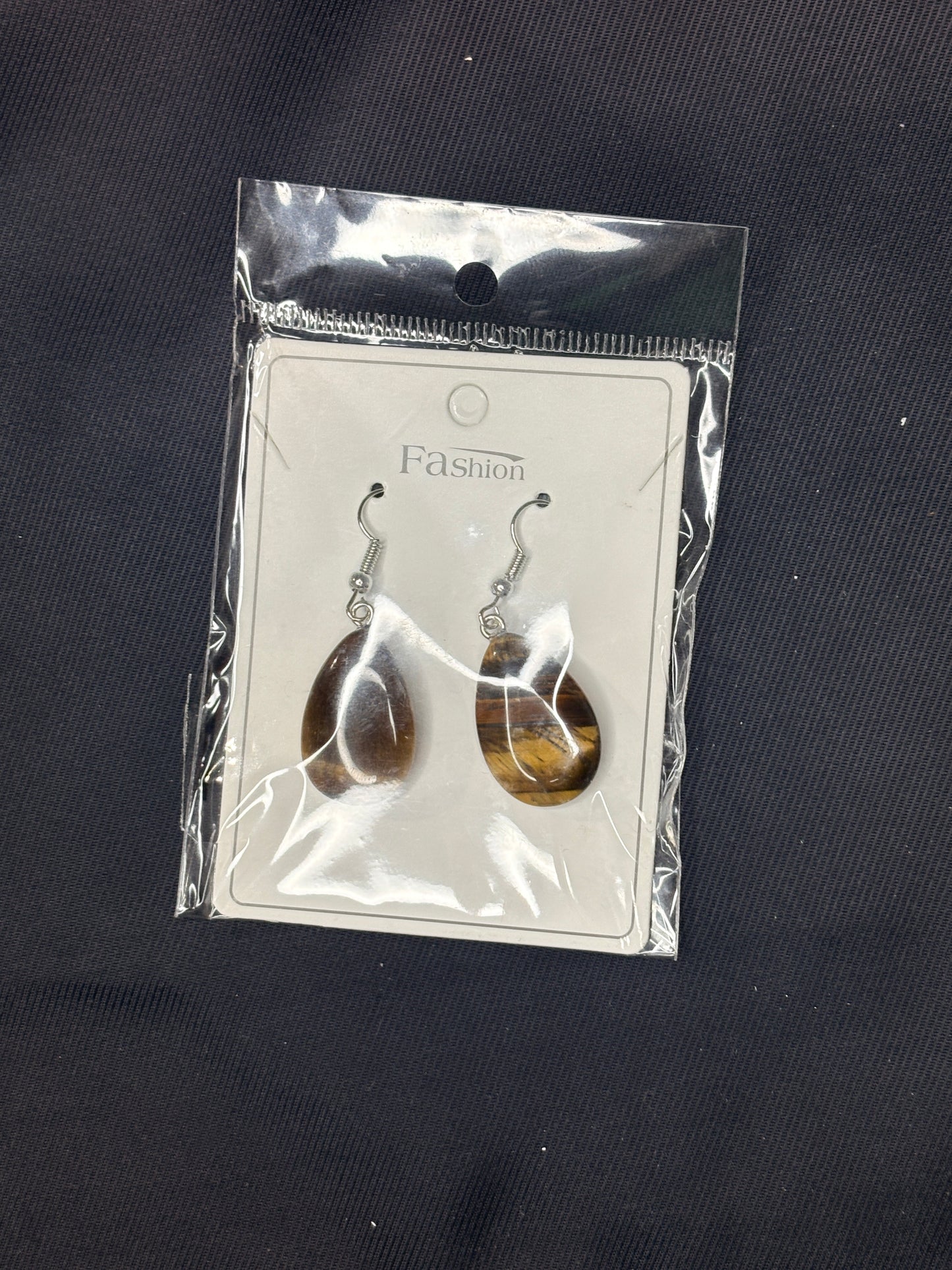 Crystal dangle earrings (Select your stone)🥂