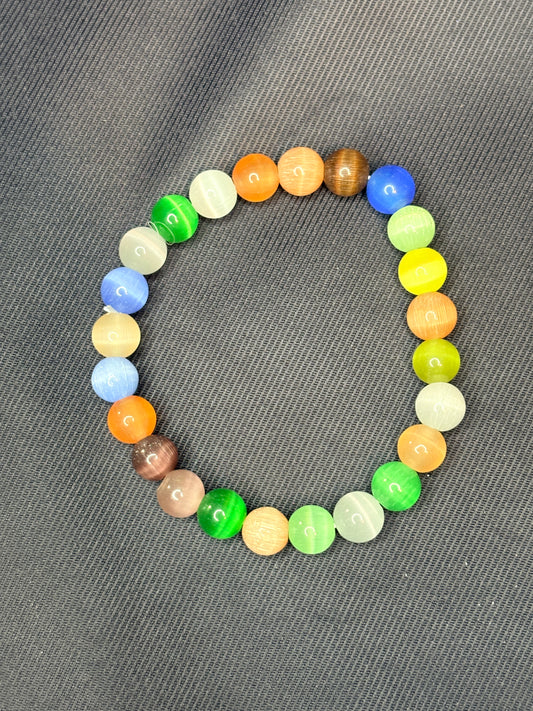 Rainbow cat-eye 8mm bracelet 🥂