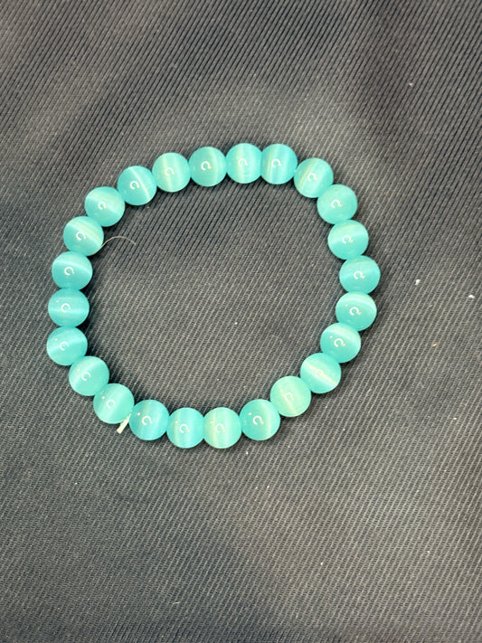 Blue Cat-eye 8mm bracelet 🥂